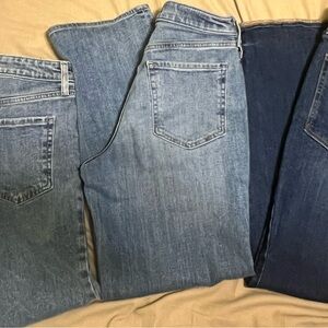 Old Navy Women's OG Loose High Rise Jeans in Light and Dark Blue